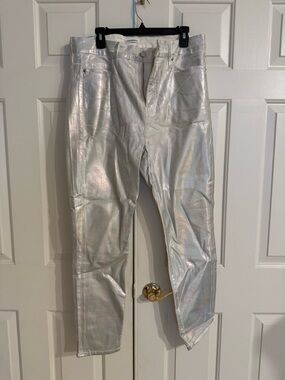 Good American Metallic Silver Iridescent Straight-Leg Jeans
